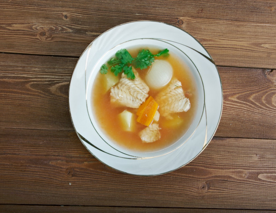 Zuppa di pesce, un piatto semplice e genuino: preparala così